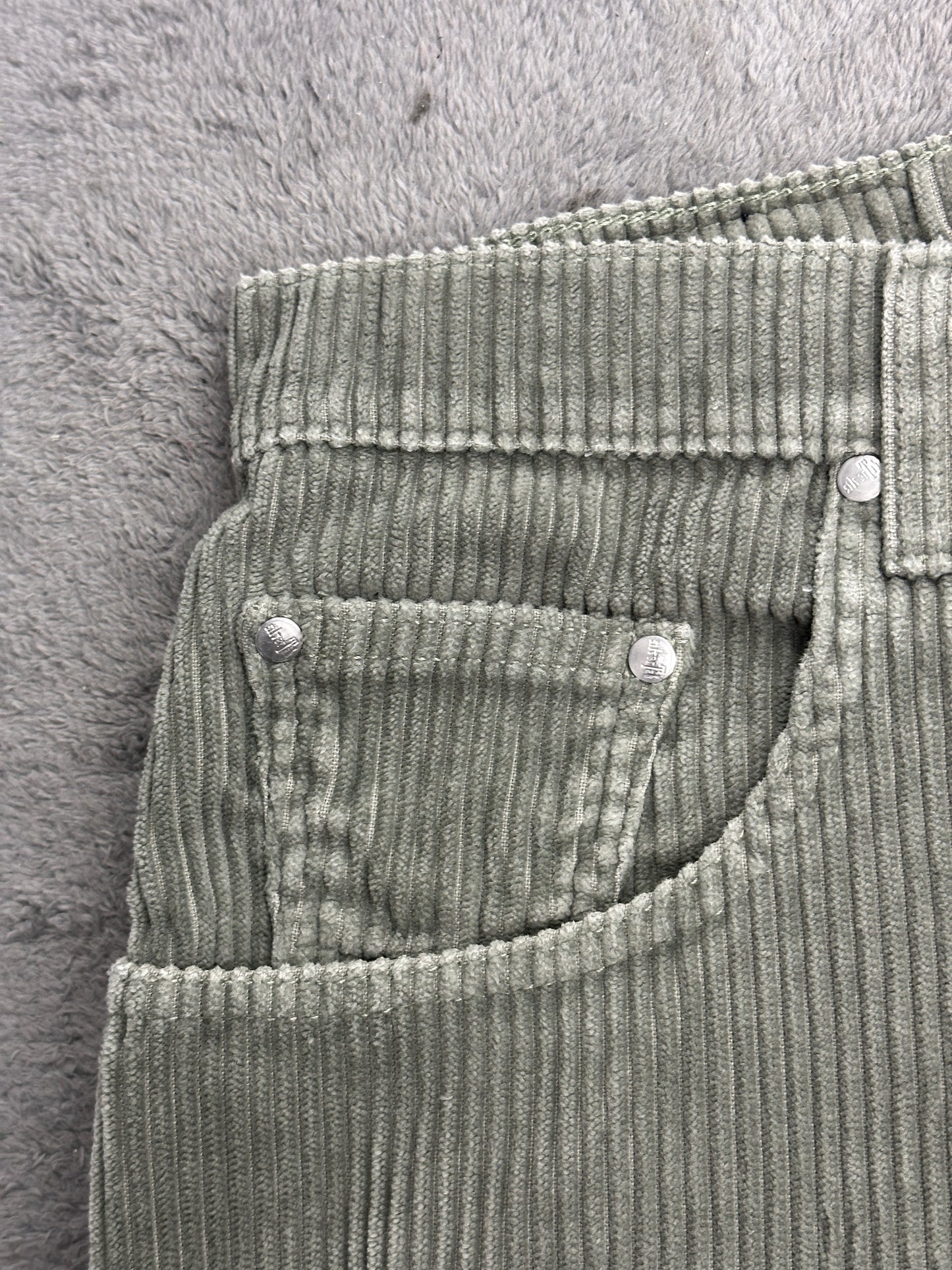 [36x32] 1998' Levi's Silvertab Corduroy Pants