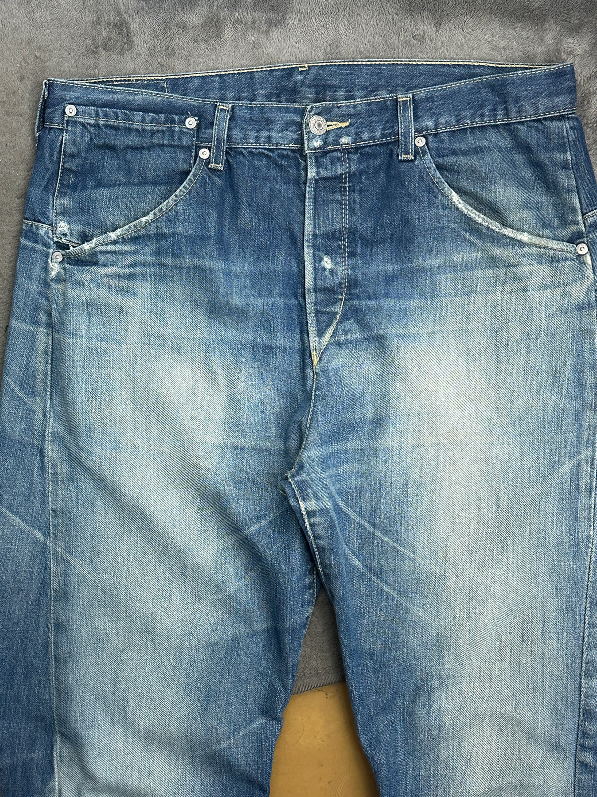 [36x32] 00s Euro Levi's Engineered Jeans
